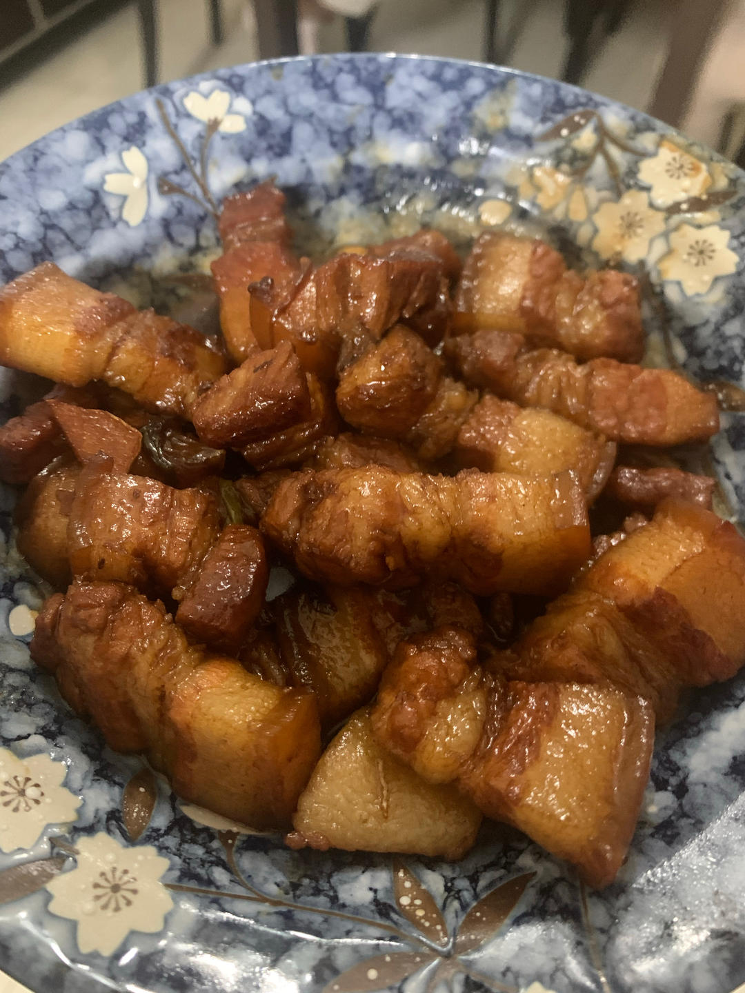 入口即化、肥而不腻，不加一滴水的红烧五花肉