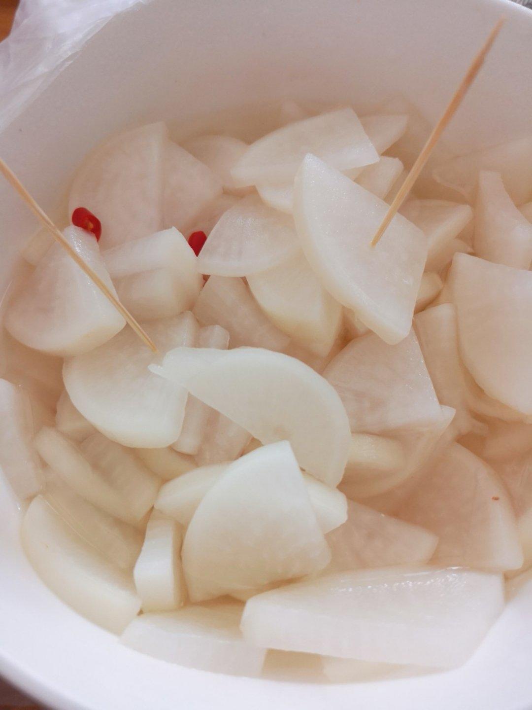 思凡妈咪做的腌制酸萝卜