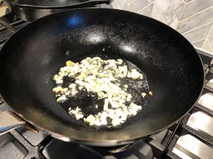 黄油芦笋香菇的做法 步骤3