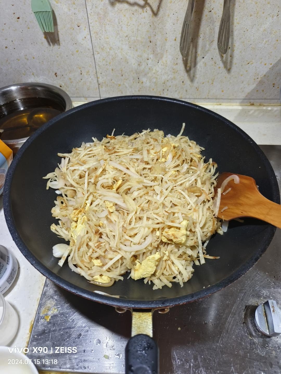 炒饼-洋葱鸡蛋