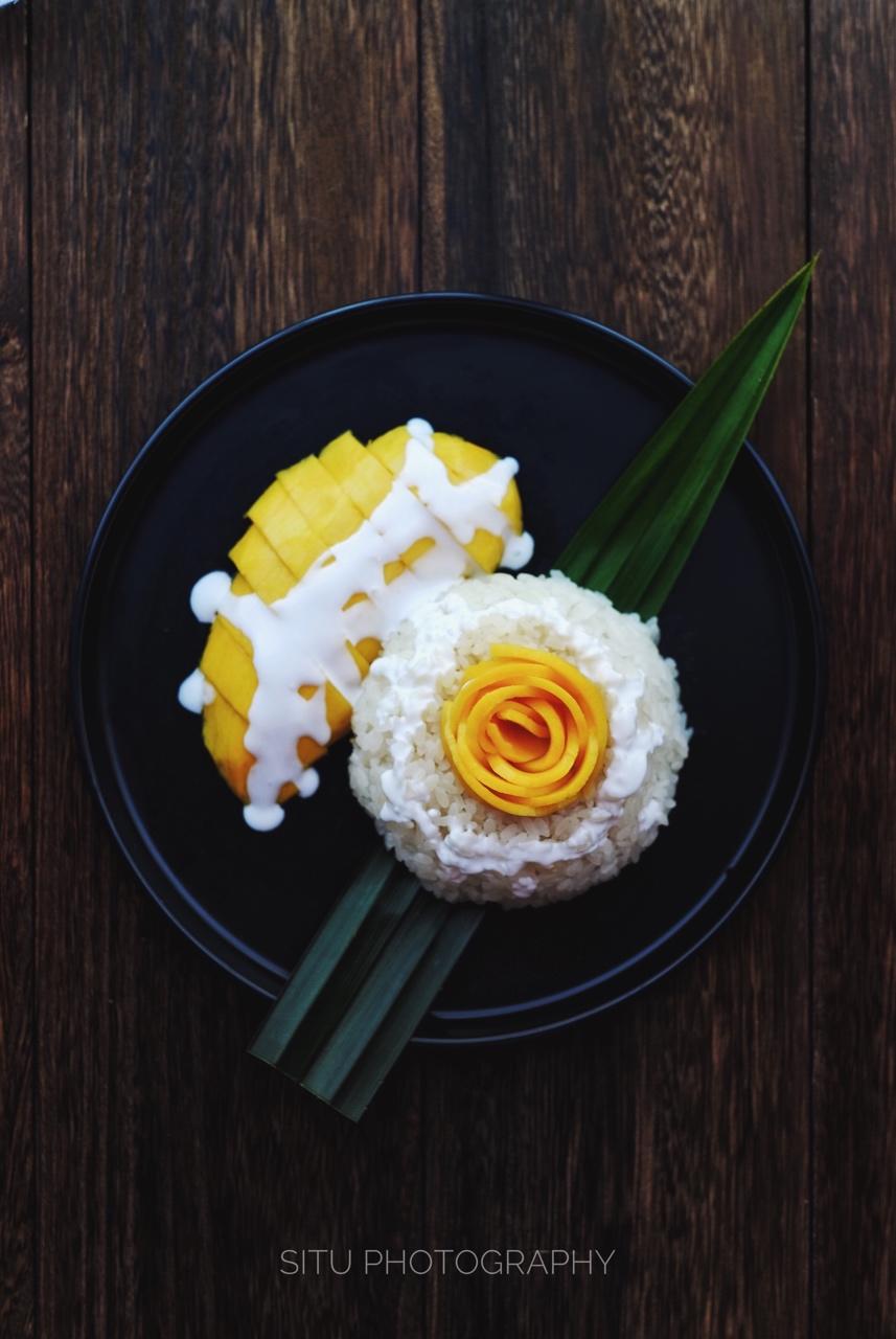 椰浆芒果糯米饭