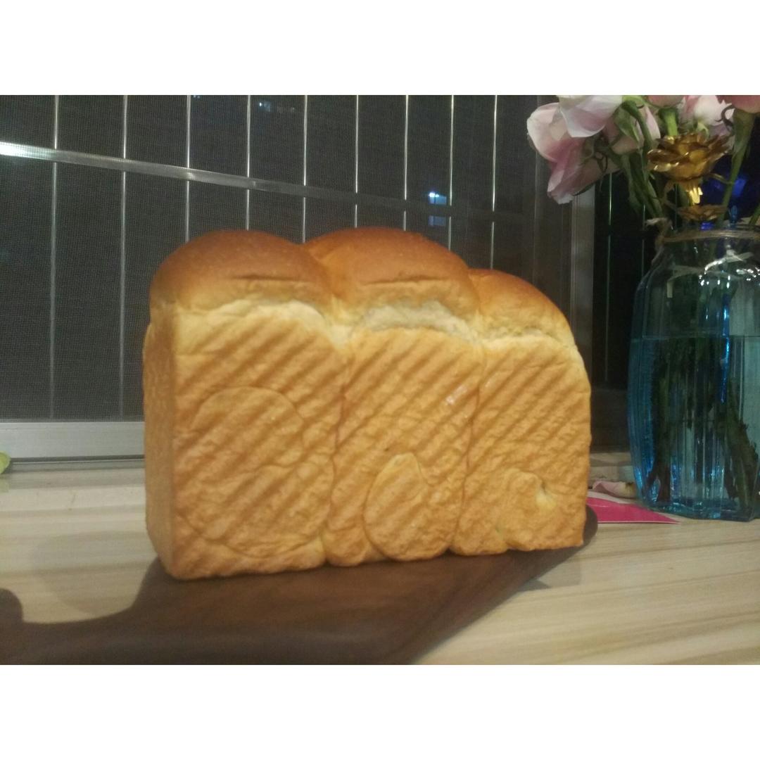 二奶吐司～酸奶奶酪包