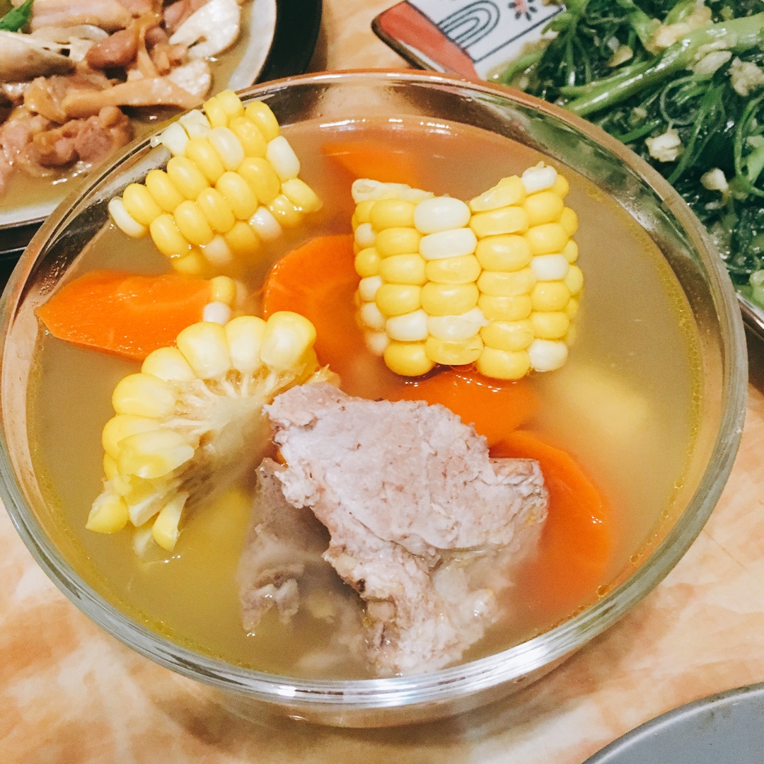 排骨玉米汤