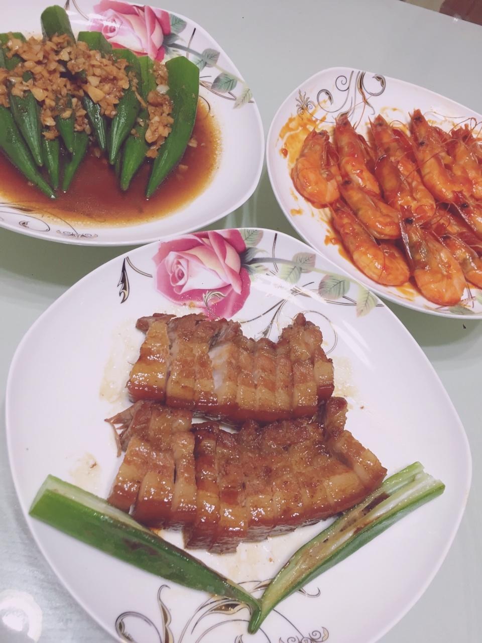 酱油卤肉