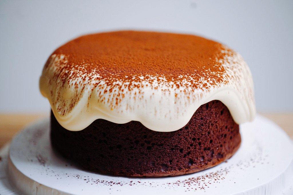 冰激凌一样口感的提拉米苏流心奶盖戚风蛋糕