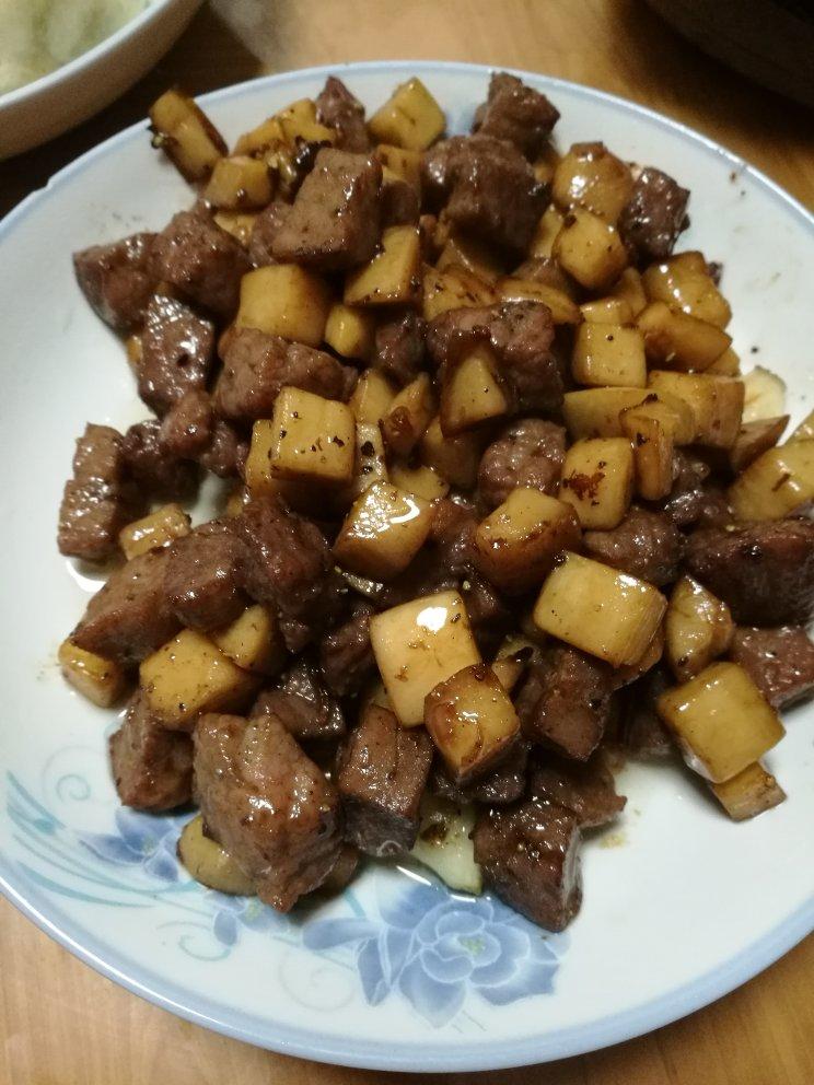 黑胡椒杏鲍菇牛肉粒