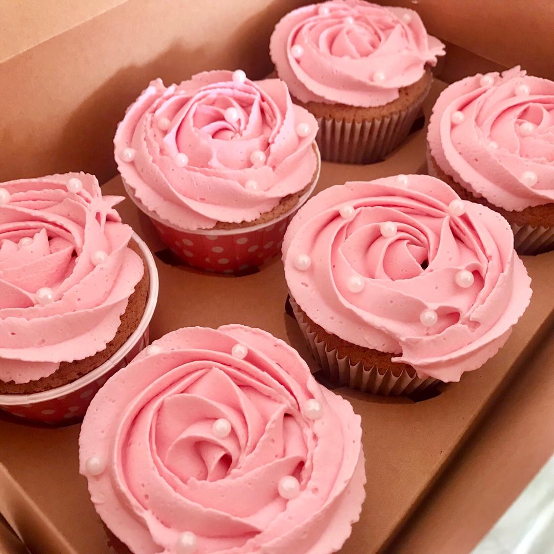 鲜奶油戚风杯子蛋糕（纸杯蛋糕）