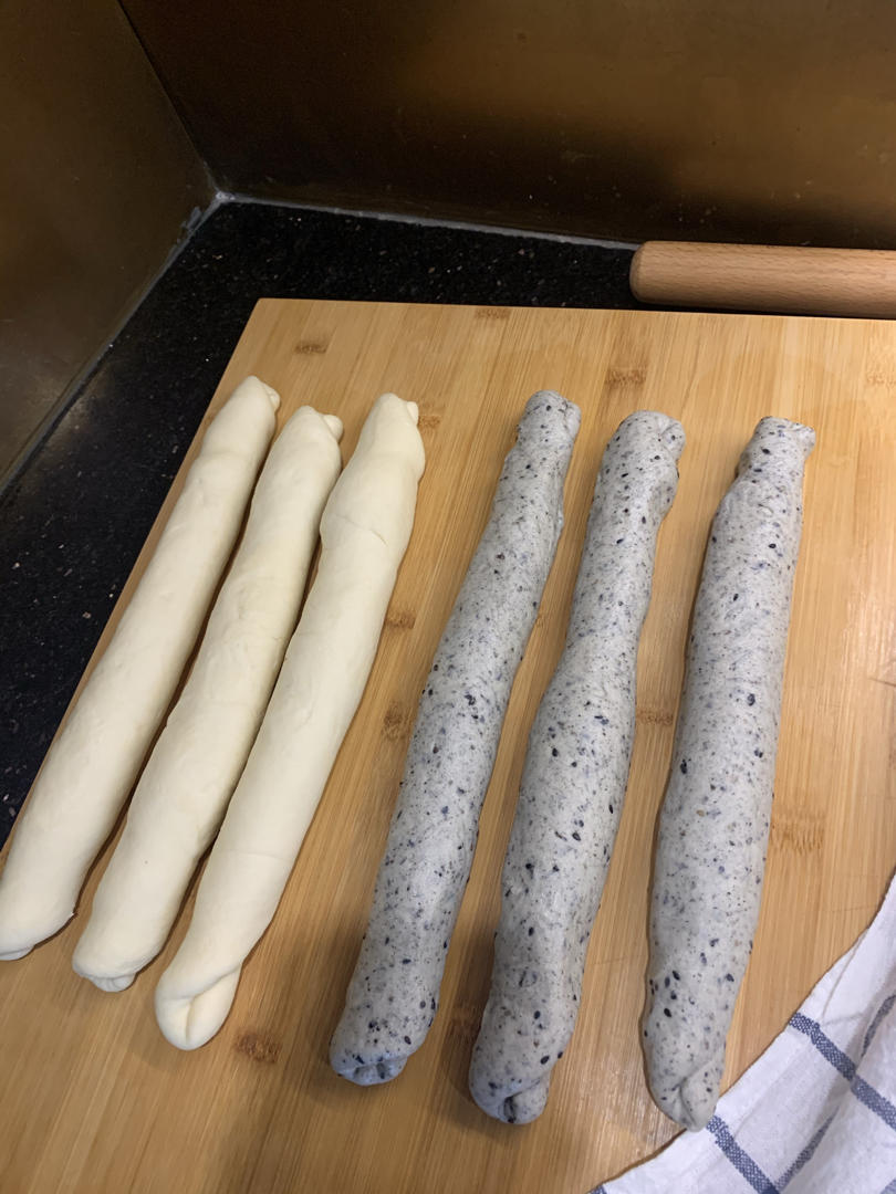 超级香的黑芝麻吐司🍞
