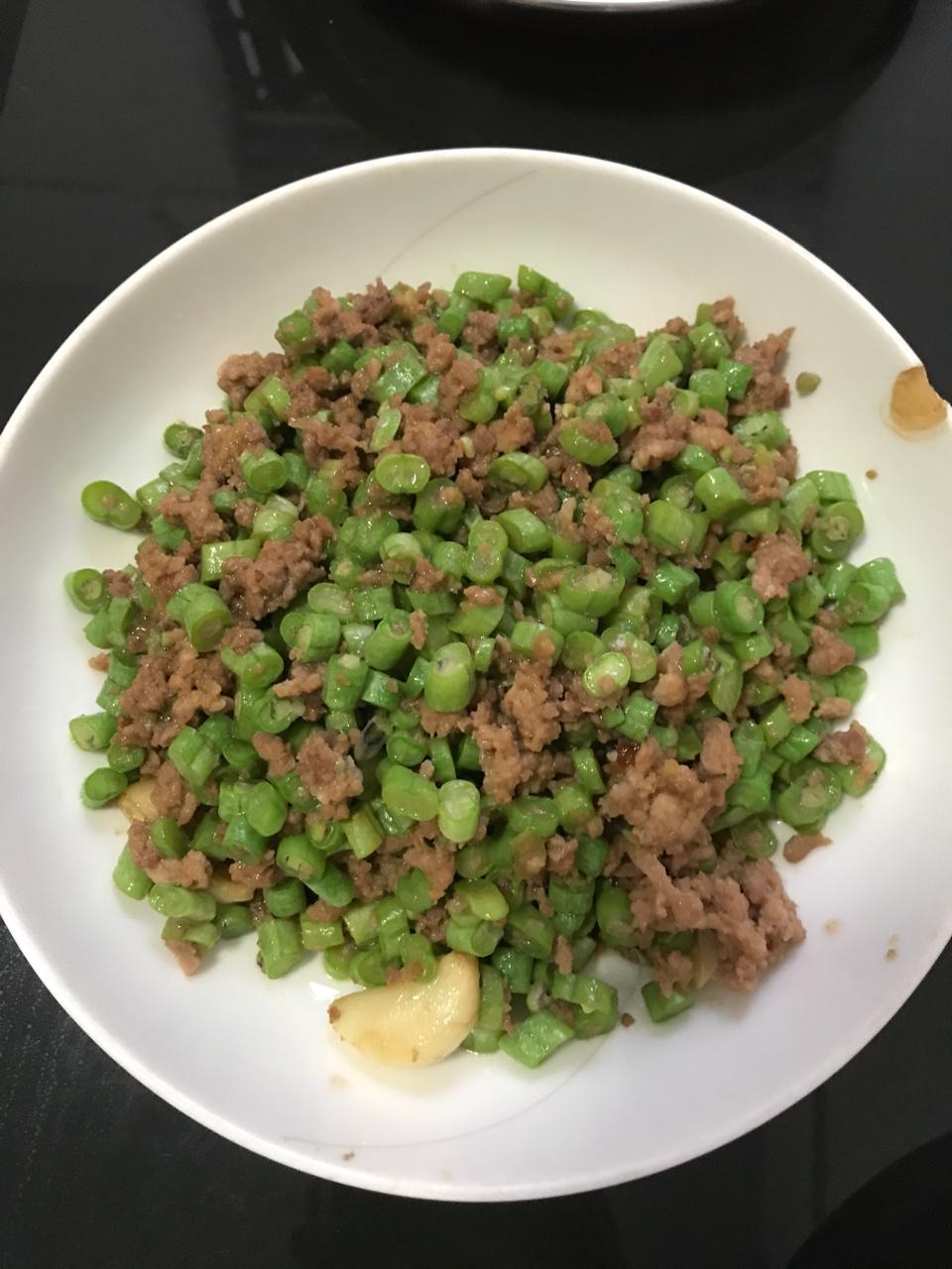 肉沫豆角下饭菜