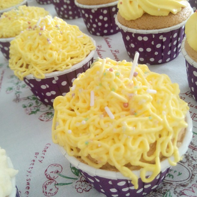 淡奶油纸杯蛋糕