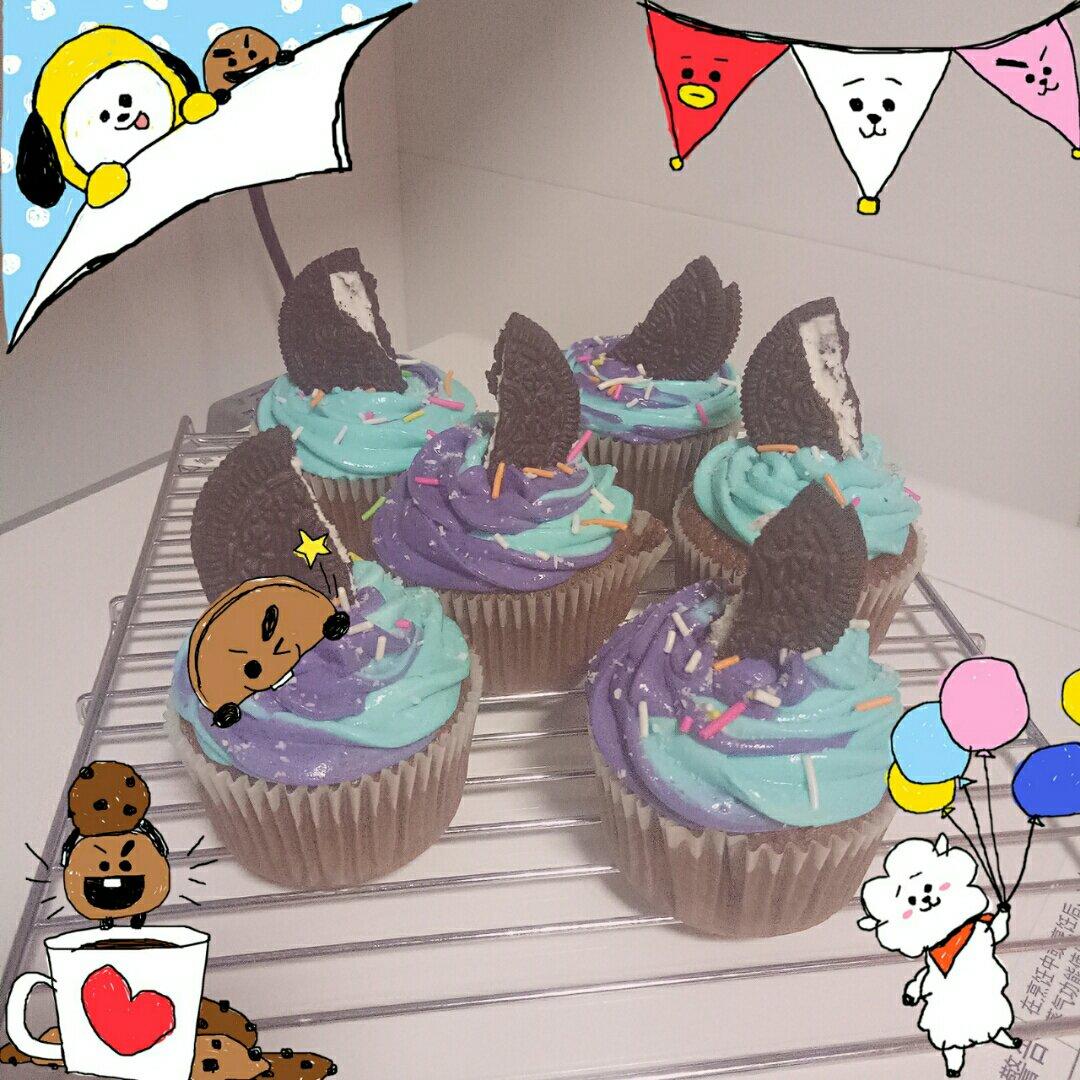 正宗红丝绒cupcake—马斯卡彭奶油霜