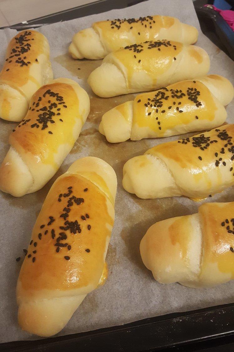 黄油面包卷