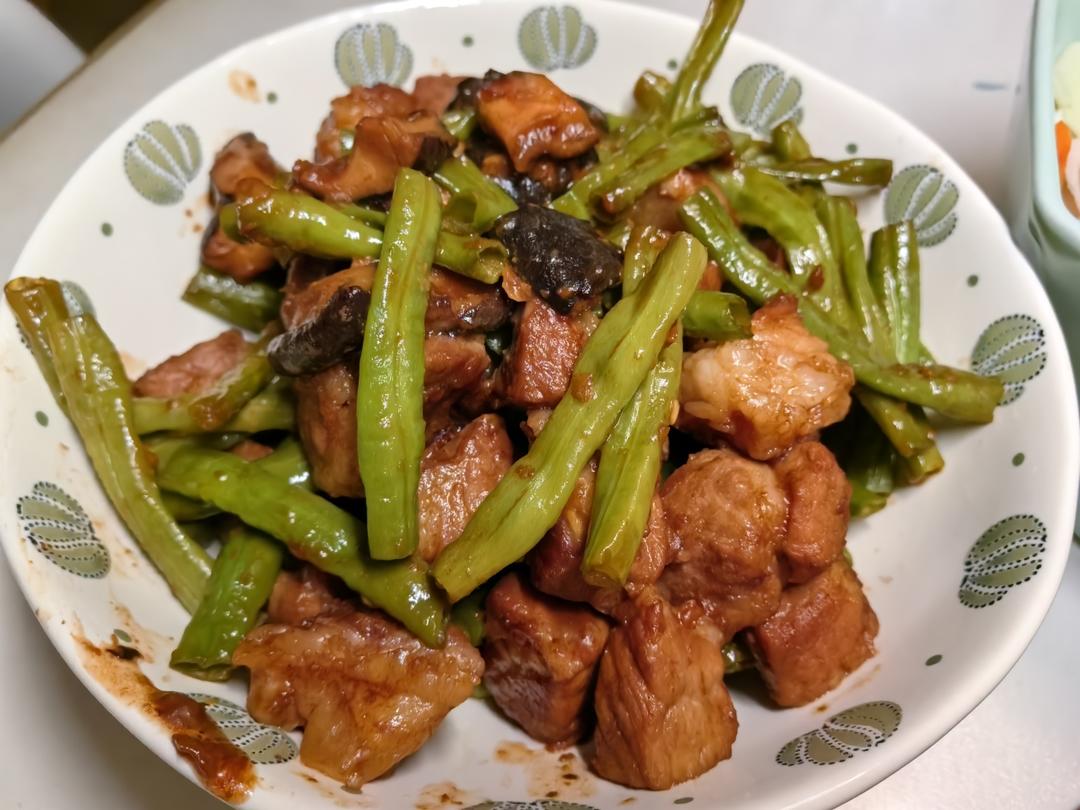 梅花肉炒口蘑四季豆