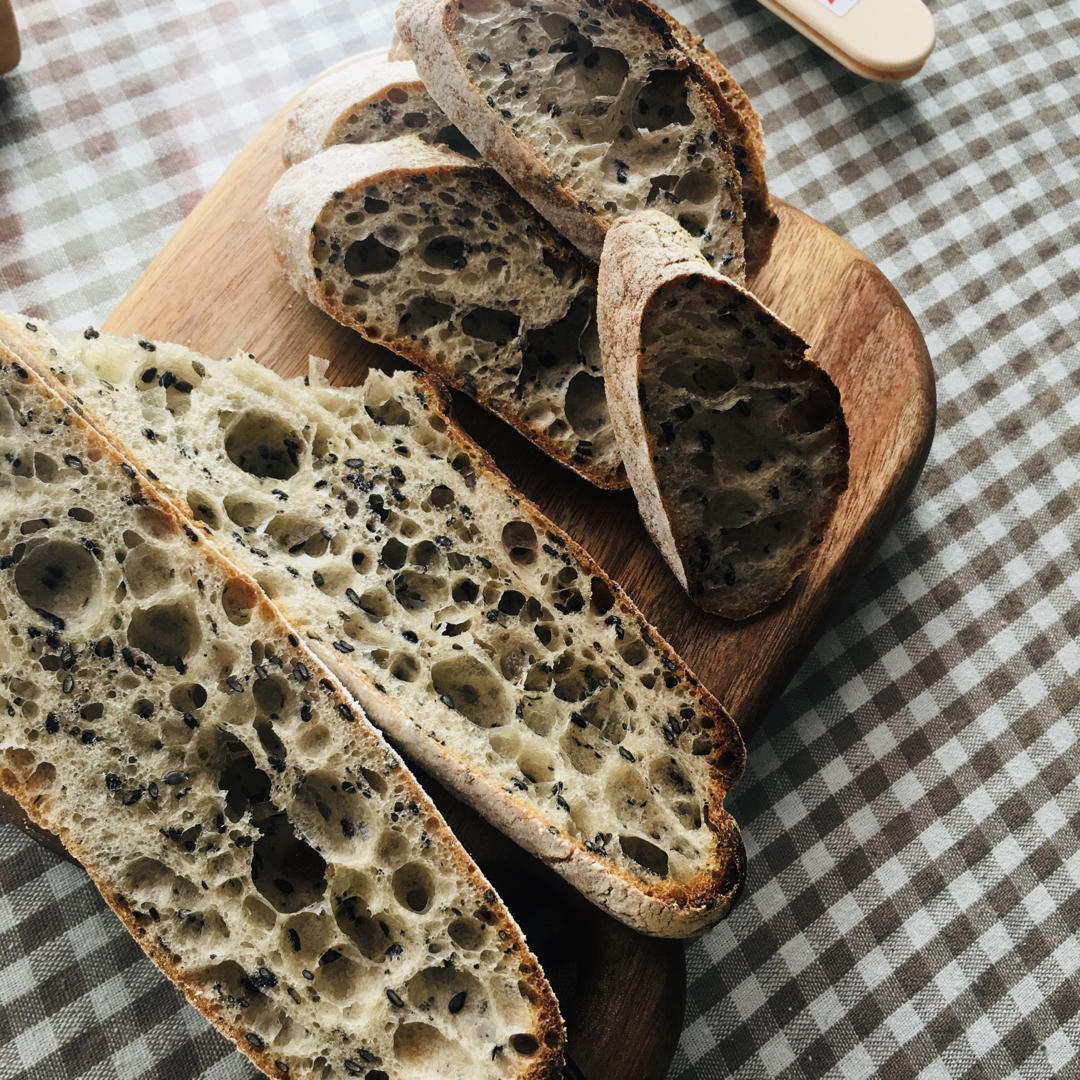 法式黑芝麻乡村面包