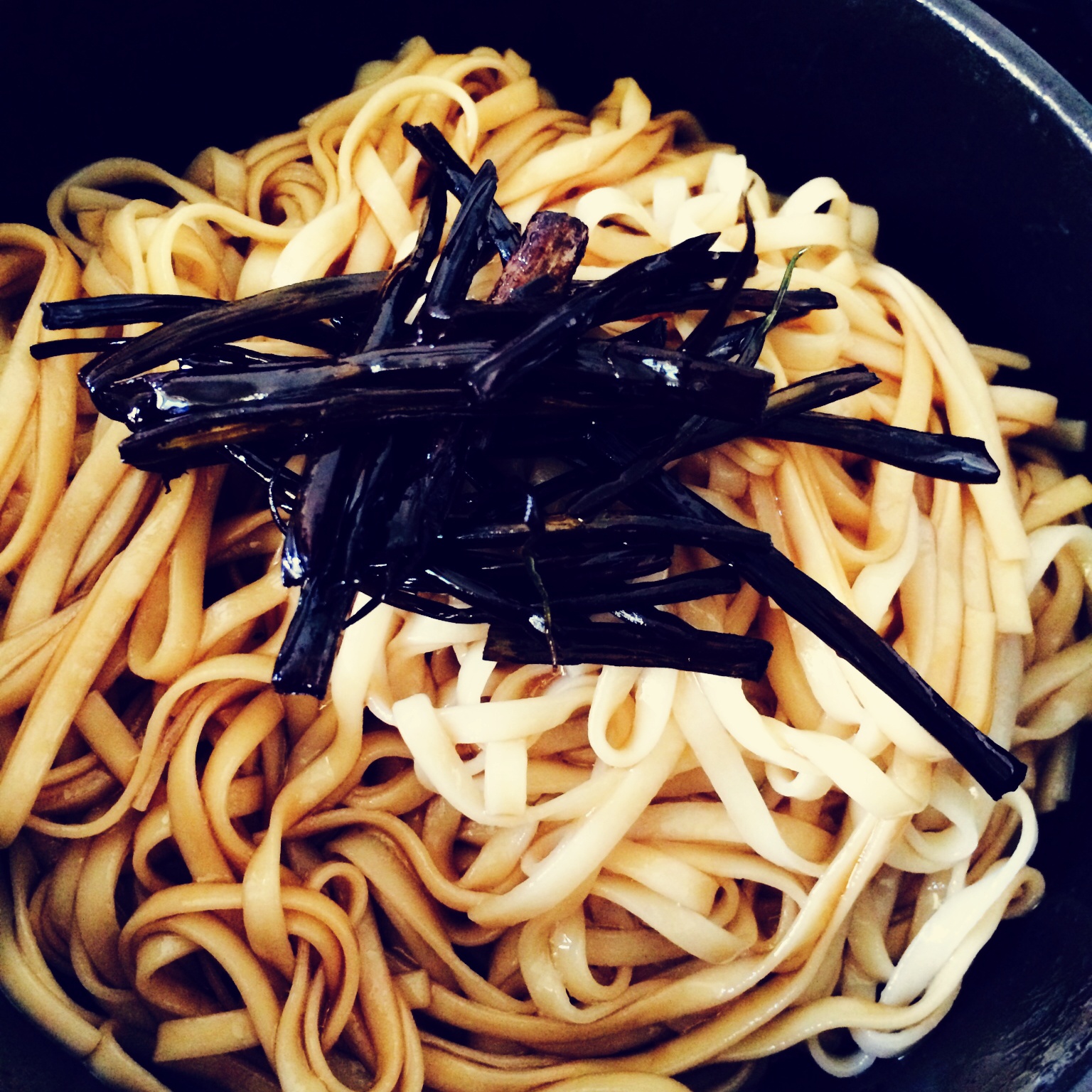 葱油拌面Spring Onion Noodles