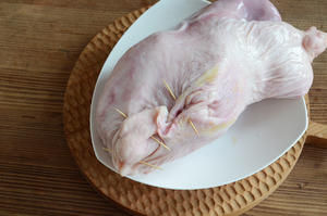 猪肚包鸡——staub铸铁锅版的做法 步骤4