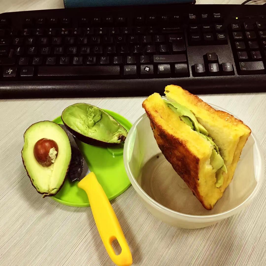 牛油果早餐三明治 Avocado Breakfast Toasted Sandwich