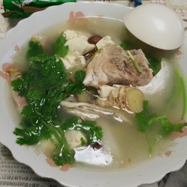 鱼头豆腐汤