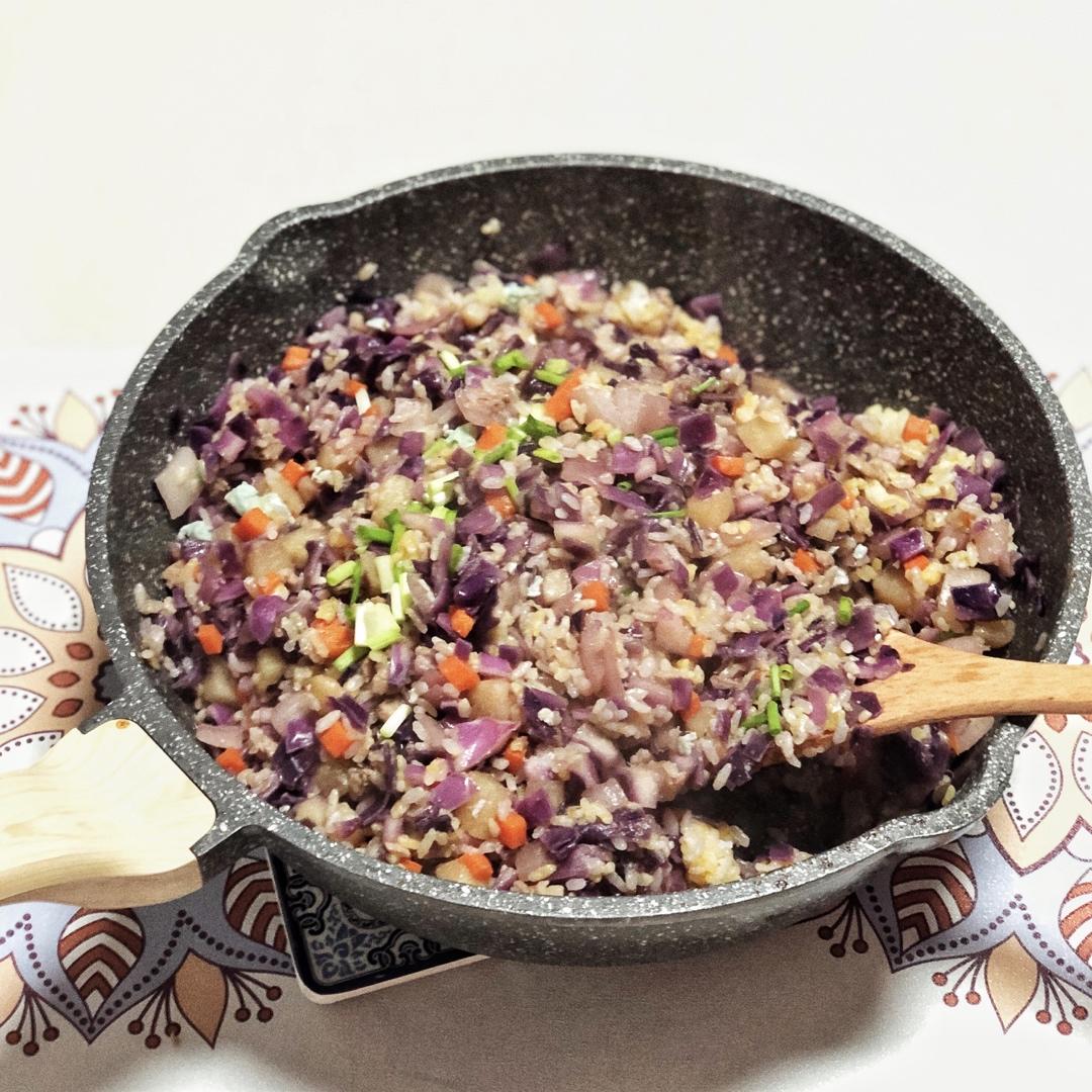 紫甘蓝炒饭