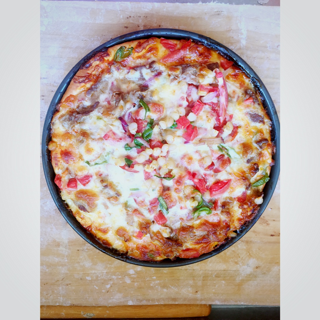 好吃的牛肉披萨