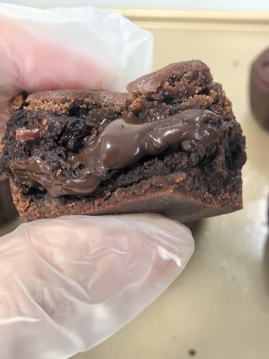 不用去天津 也能吃到巧克力流心月饼了 自己在家做 排队都省了
