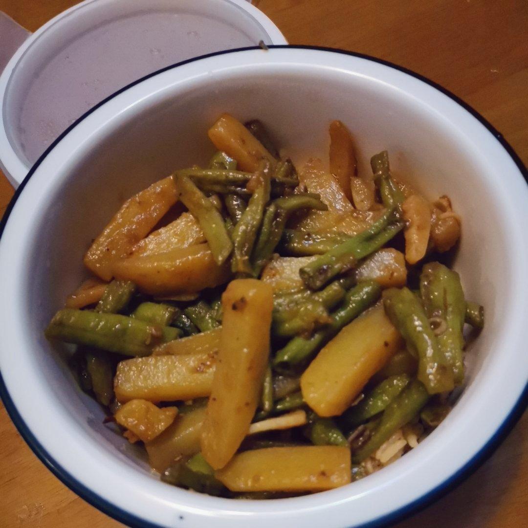 豆角烧土豆