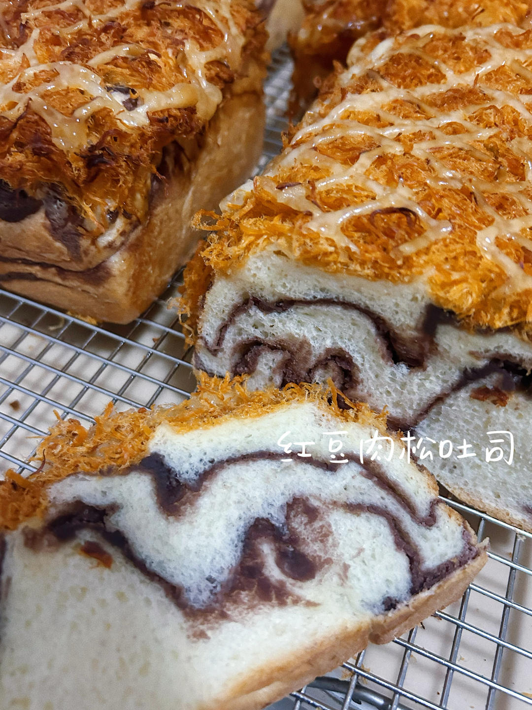 超火肉松红豆吐司，甜咸味无敌软，一学就会