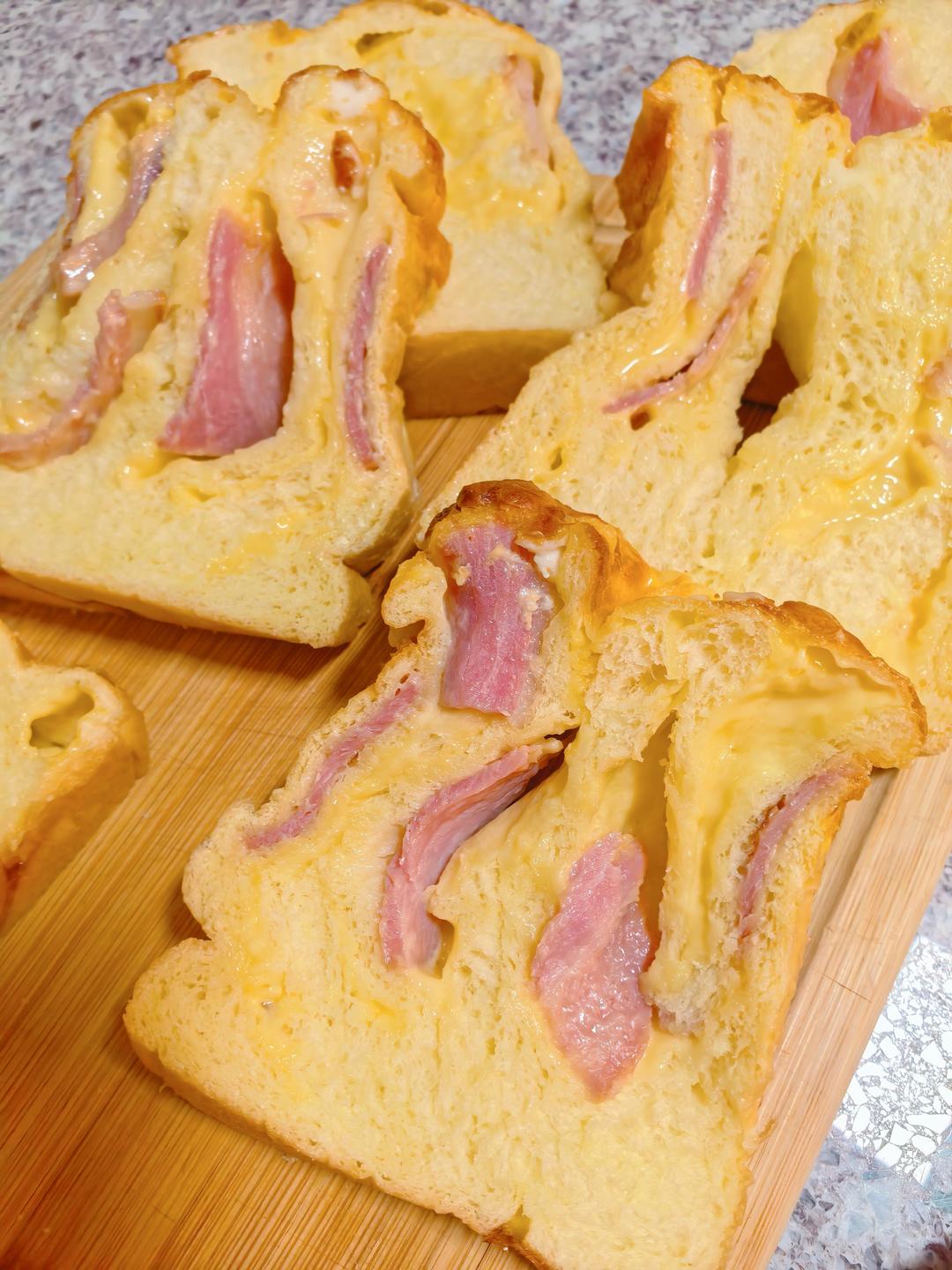 培根芝士软吐司