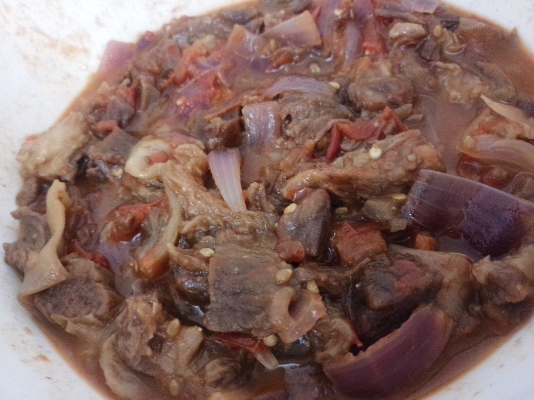 番茄土豆炖牛腩