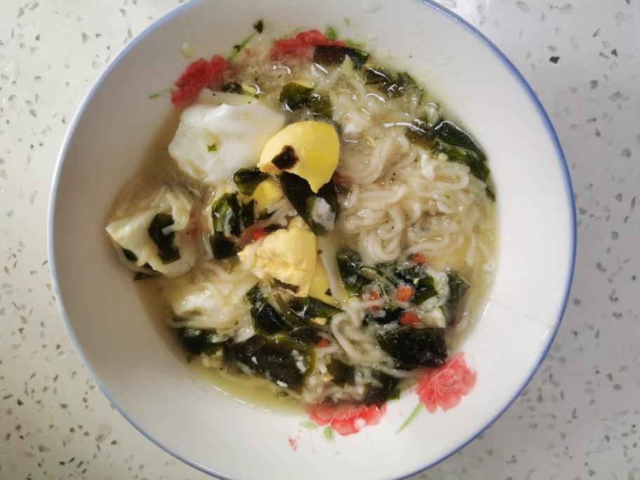 【儿童】裙带茶方便面2020-11-26的做法