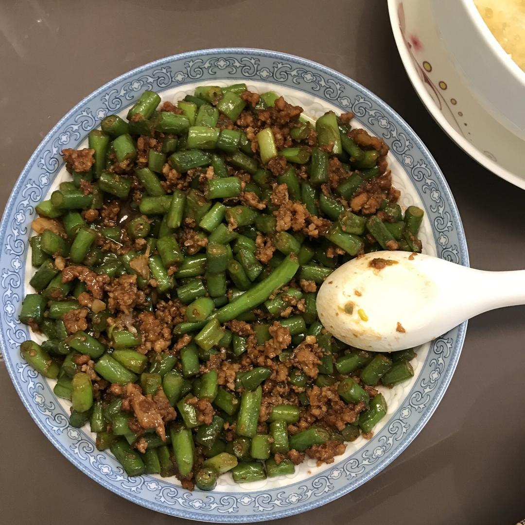 肉沫豆角下饭菜