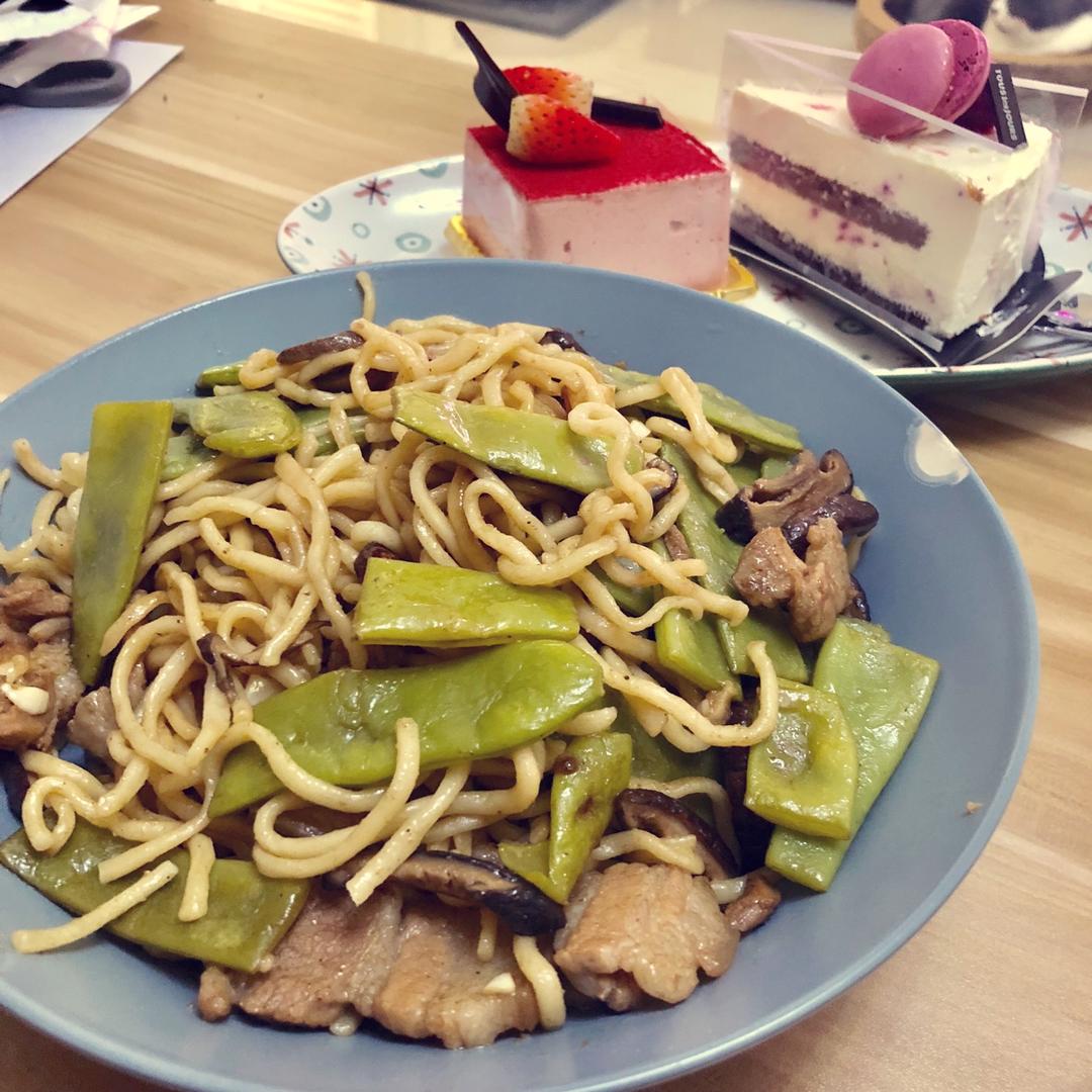 『208 Kitchen』豆角焖面