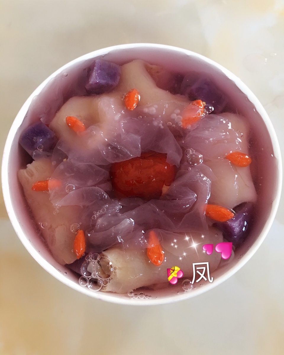 紫薯银耳新西兰花胶汤