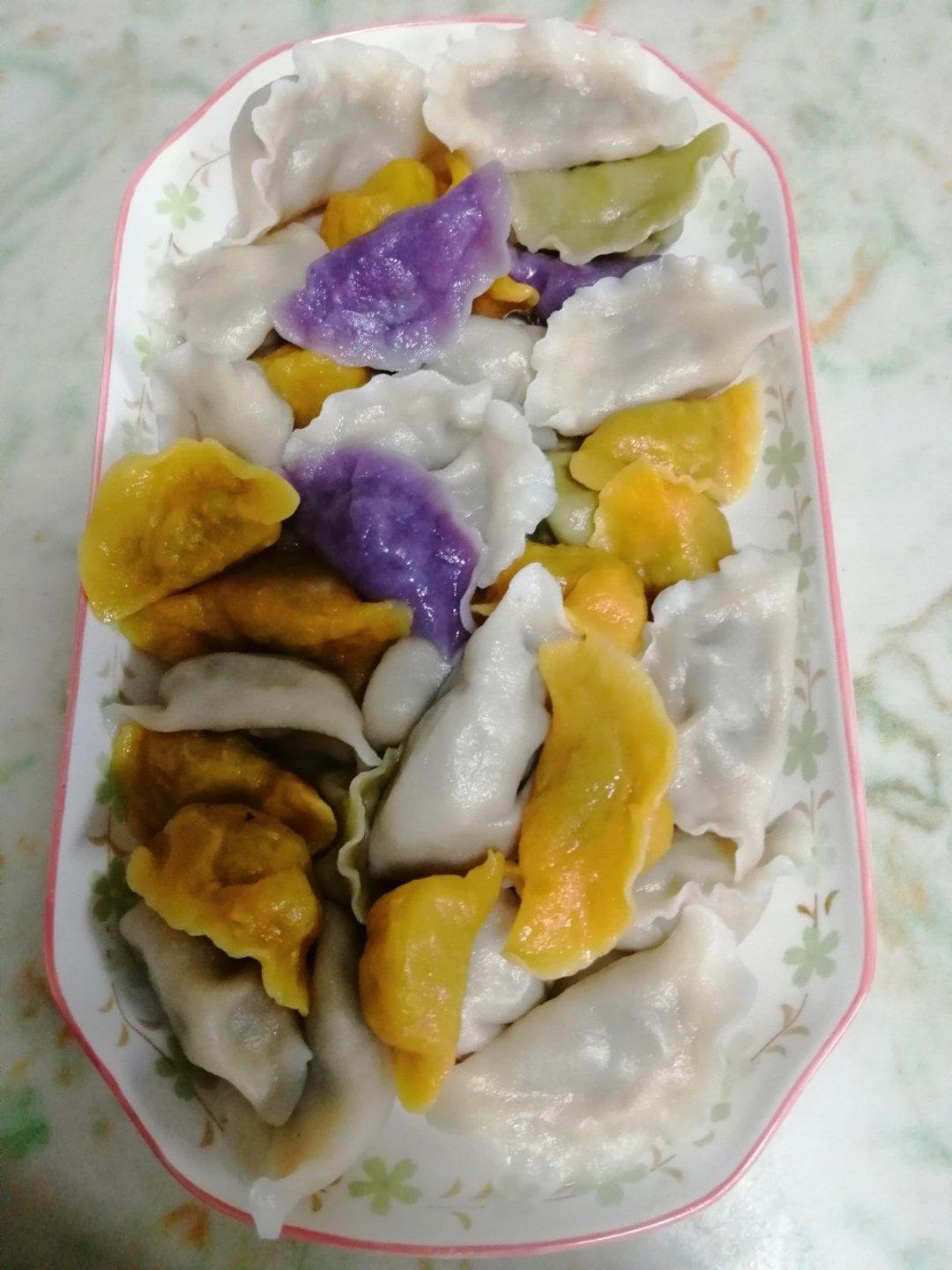 彩色鲜虾水饺