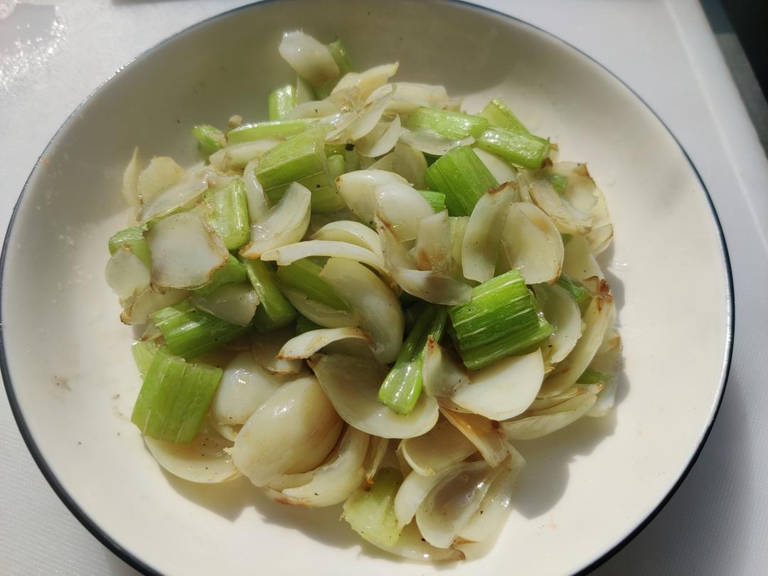 芹菜百合