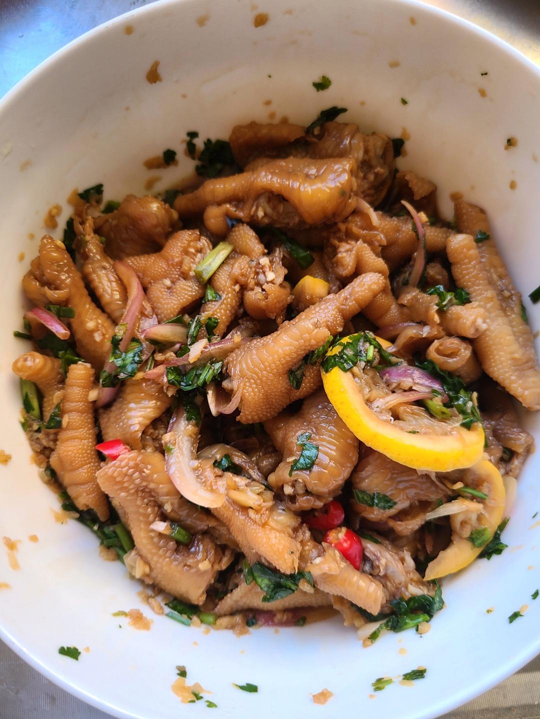 【柠檬酸辣鸡爪】自制超级无敌美味的网红鸡爪