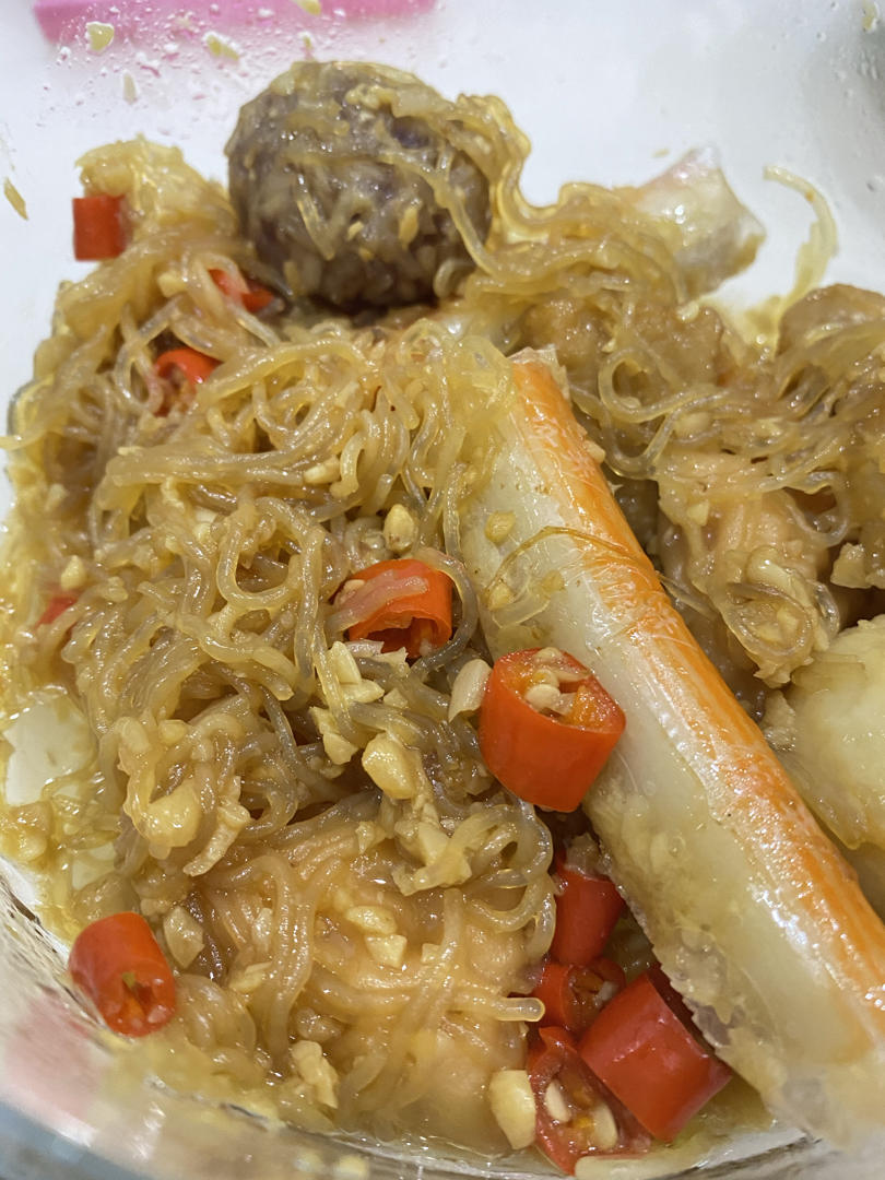 不得不说，这个蒜蓉粉丝煲是粉丝界的天花板