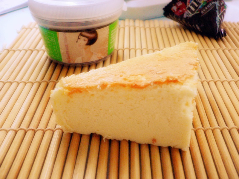椰香轻乳酪蛋糕