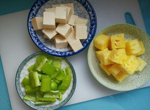 看了这道菜，注意你的口水哟~菠萝咕噜豆腐·圆满素食的做法 步骤2