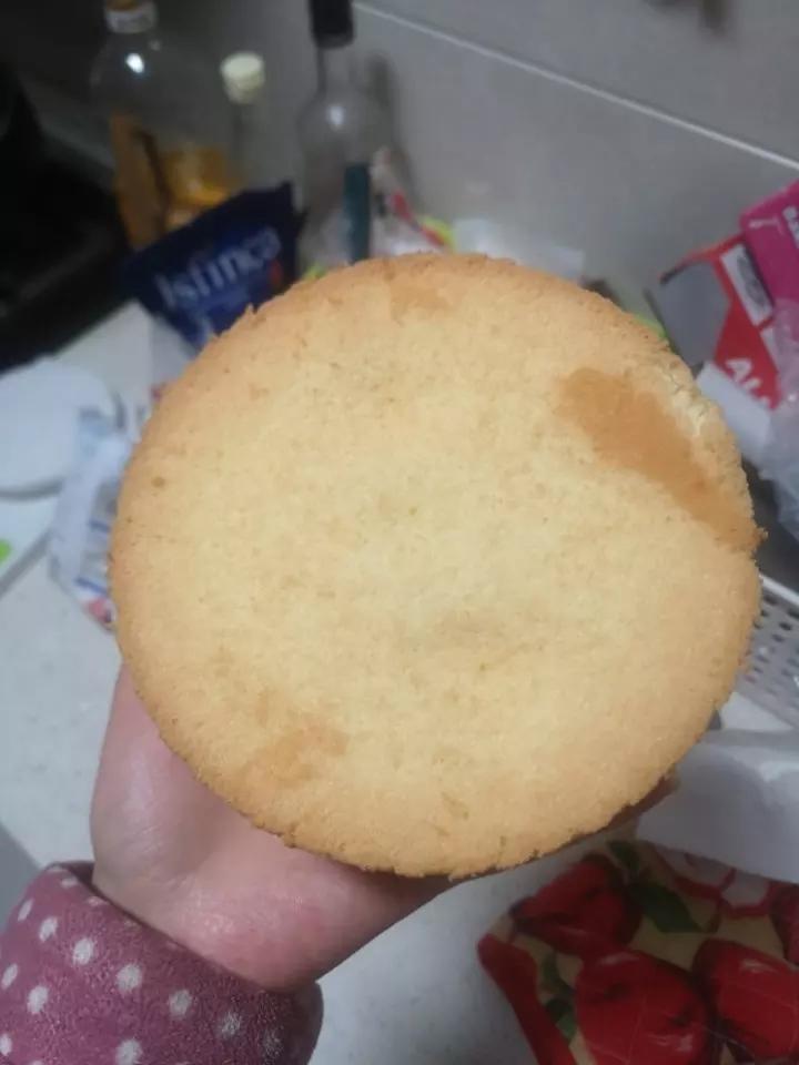 6寸，8寸，10寸戚风蛋糕配方（已更新）