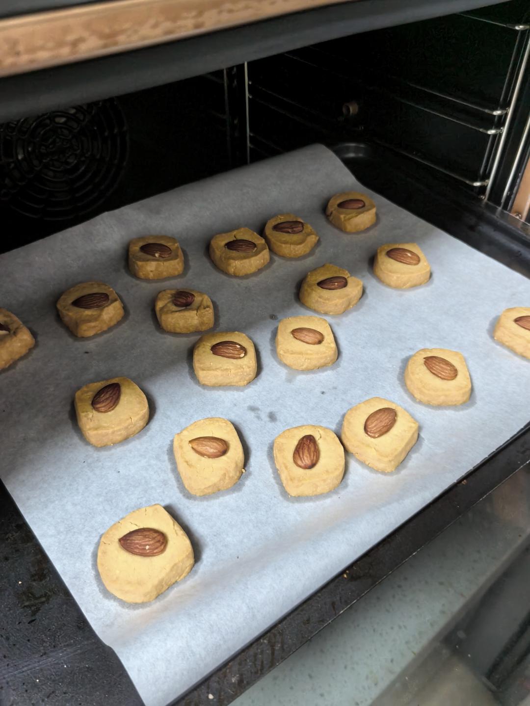 莎布蕾杏仁小曲奇