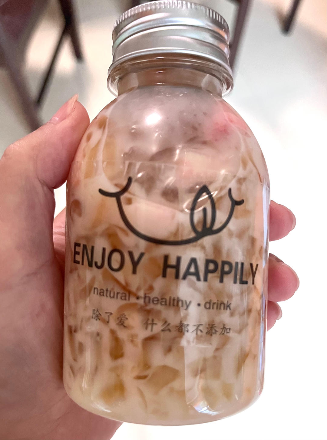 萌化少女心，巨好喝又简单的蜜桃冻撞奶