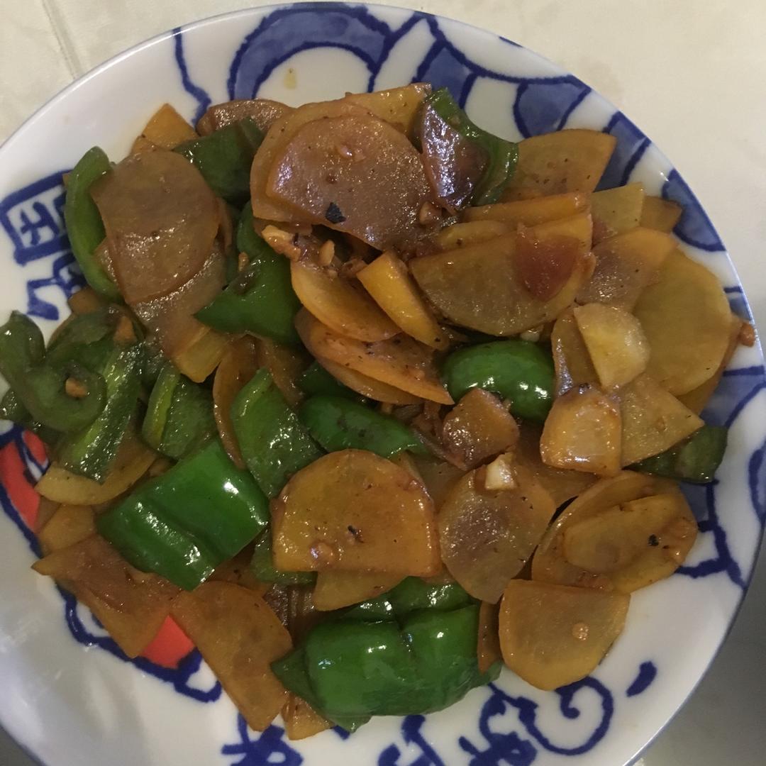 青椒土豆，素菜也可以香香的