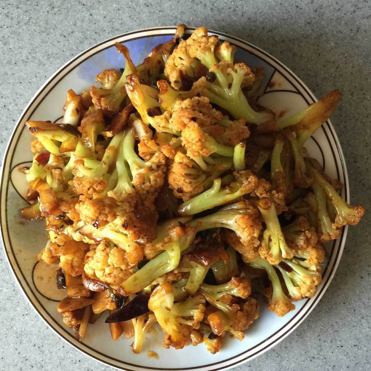 很“浪费”米饭的家常菜之一-------干锅菜花