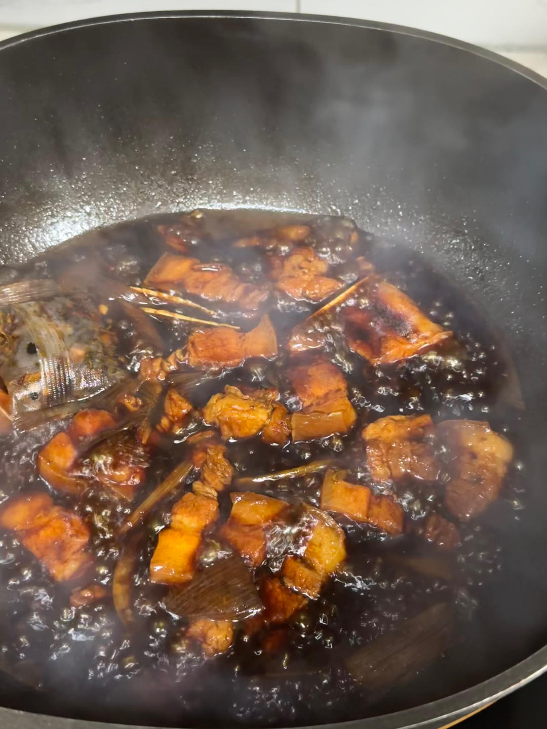 不焯水不放油的家常红烧肉