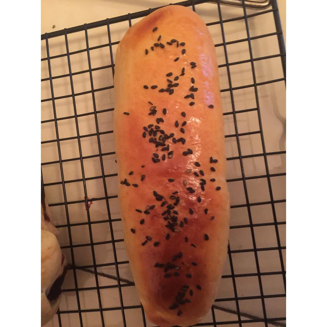 蓝莓果酱面包卷