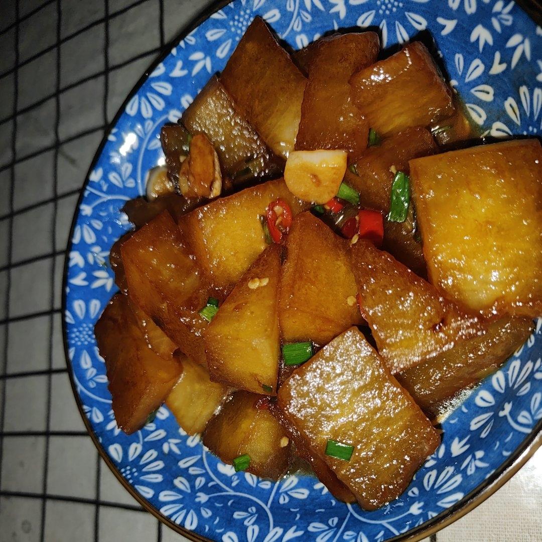 红烧冬瓜最完美做法，不加一滴水，瞬间秒杀红烧肉