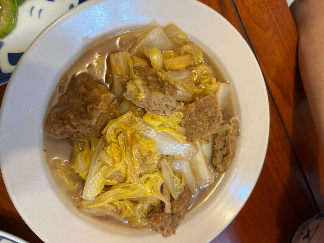 白菜粉条炖丸子