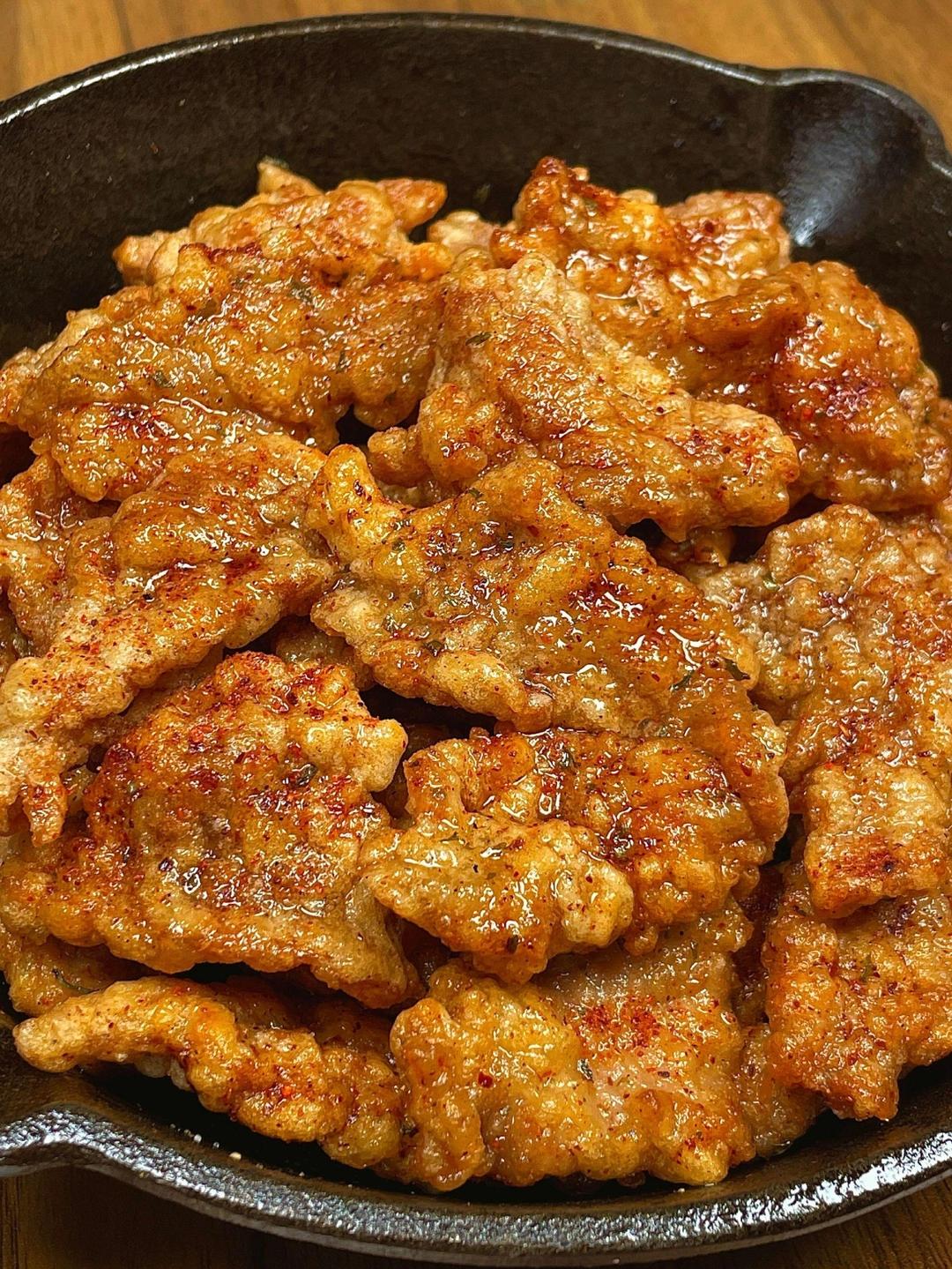椒盐肉片真的太香了，巨好吃！