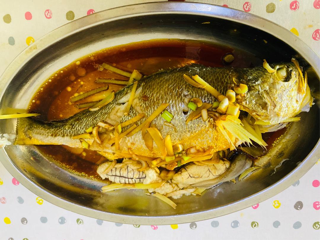 手残党之蒸黄花鱼